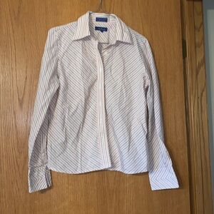 French cuff, button down fitted top.